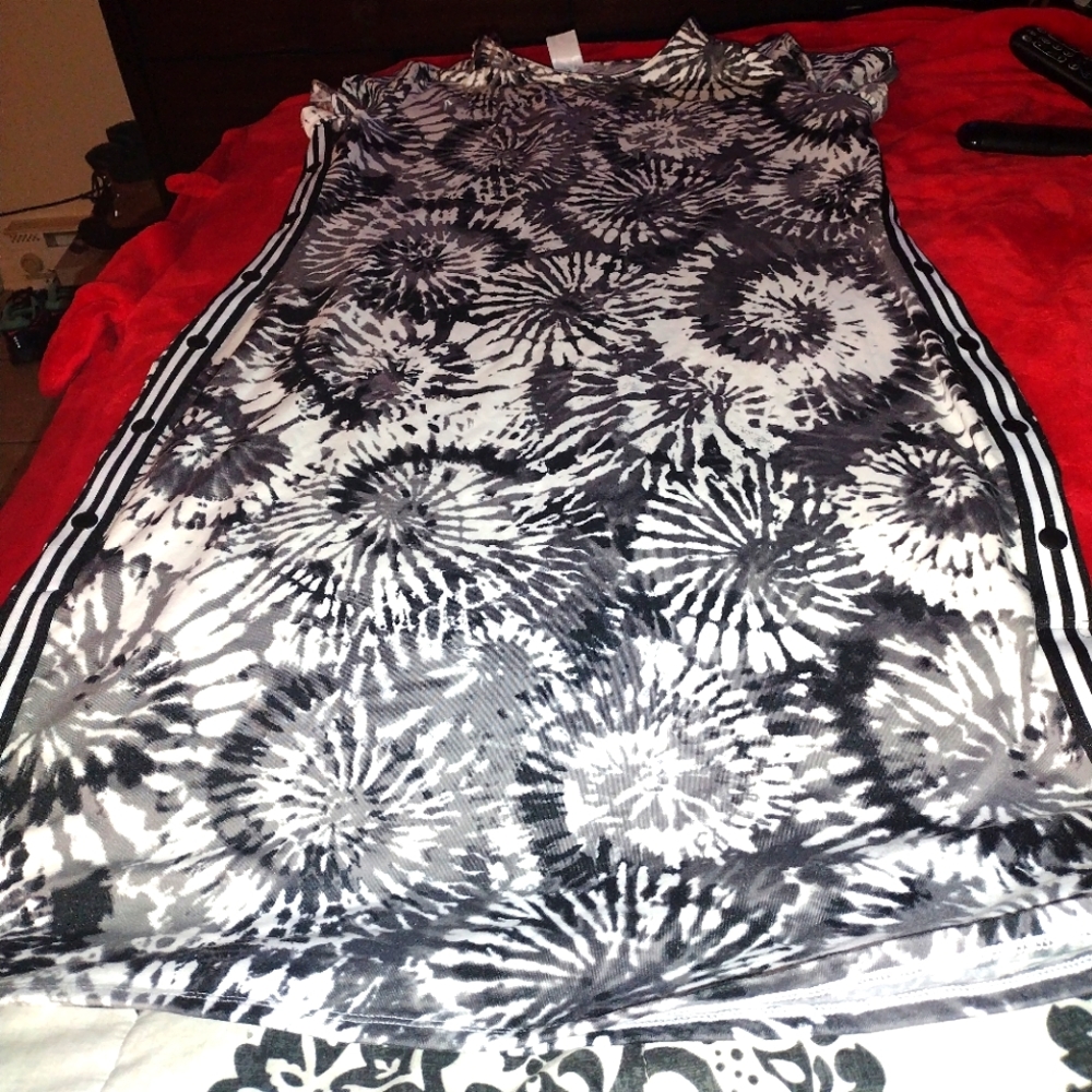 No boundaries dress